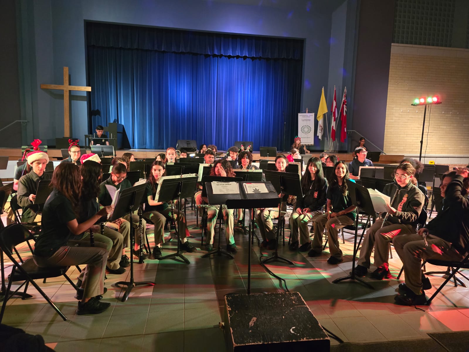 gr 10 band Image